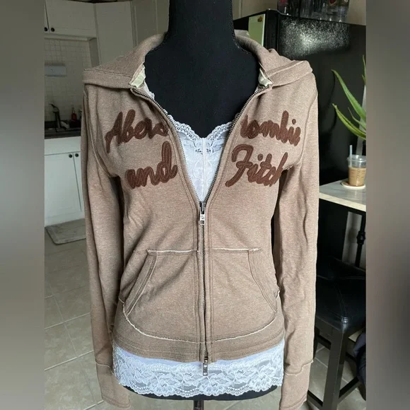 Vintage Abercrombie light brown zip up hooded sweater! - Picture 6 of 12